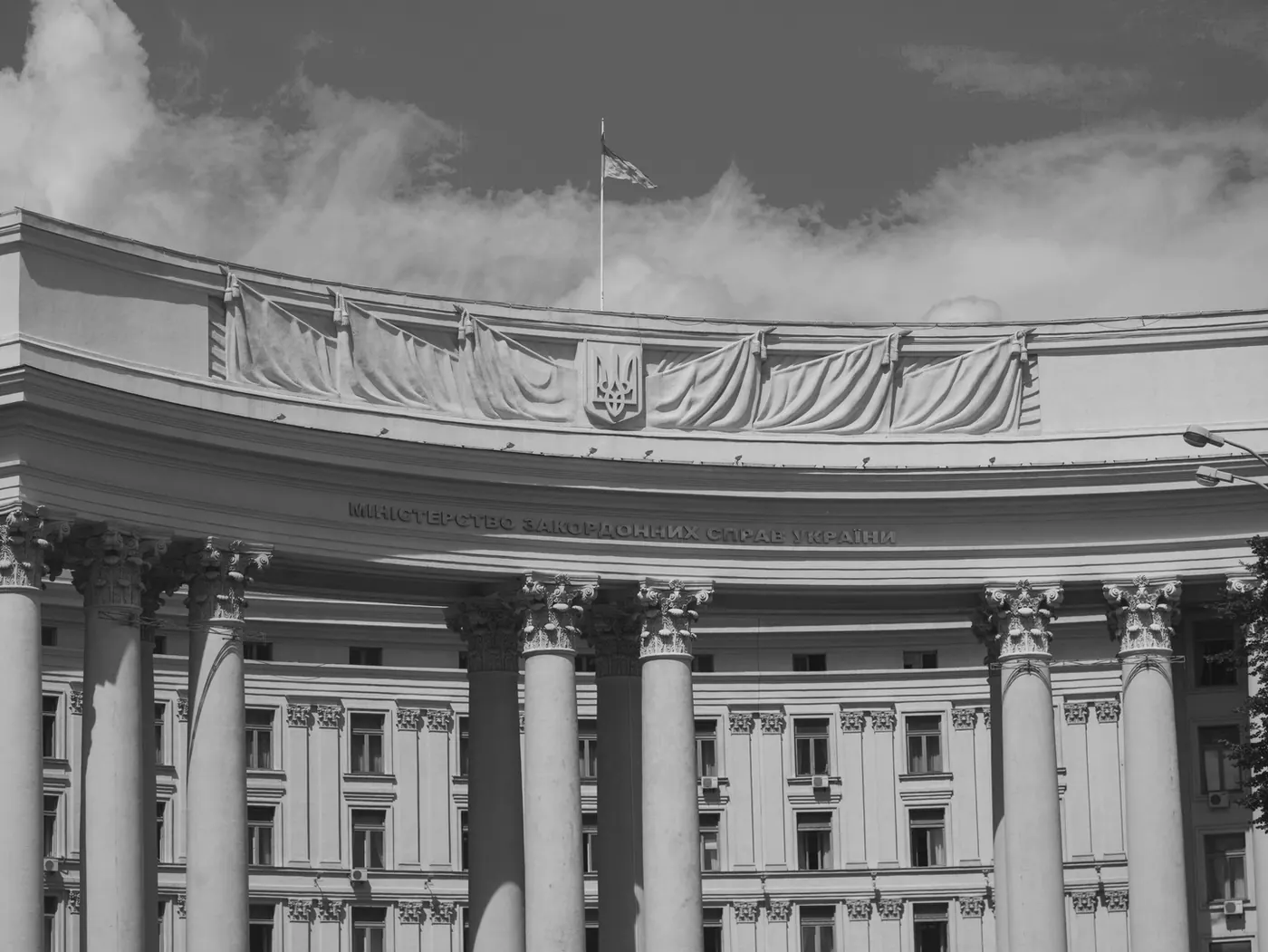 Колонада державної установи